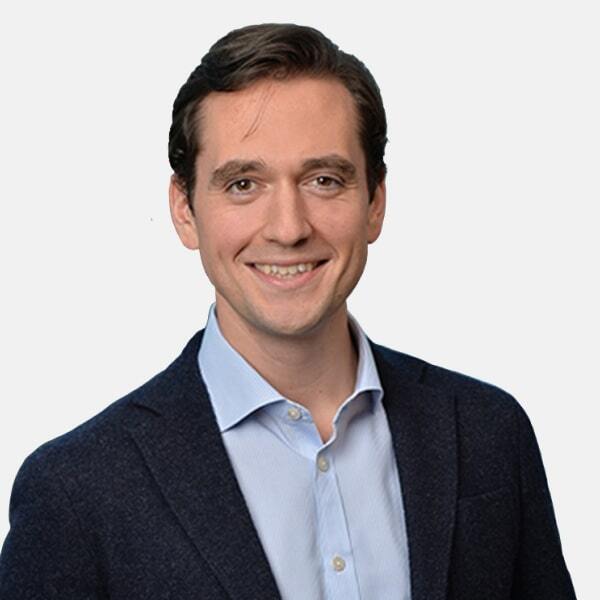 Ewan Lamont Headshot-1